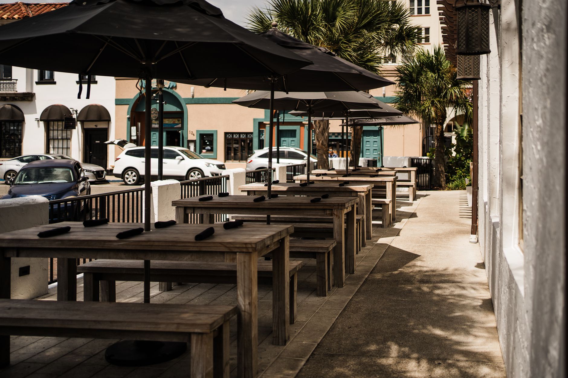 Caloosahatchee FL Neighborhood Guide: Where to Live